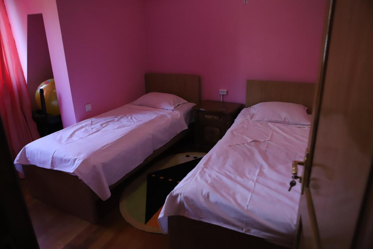 Hotel Black Sea House Batumi Bagian luar foto