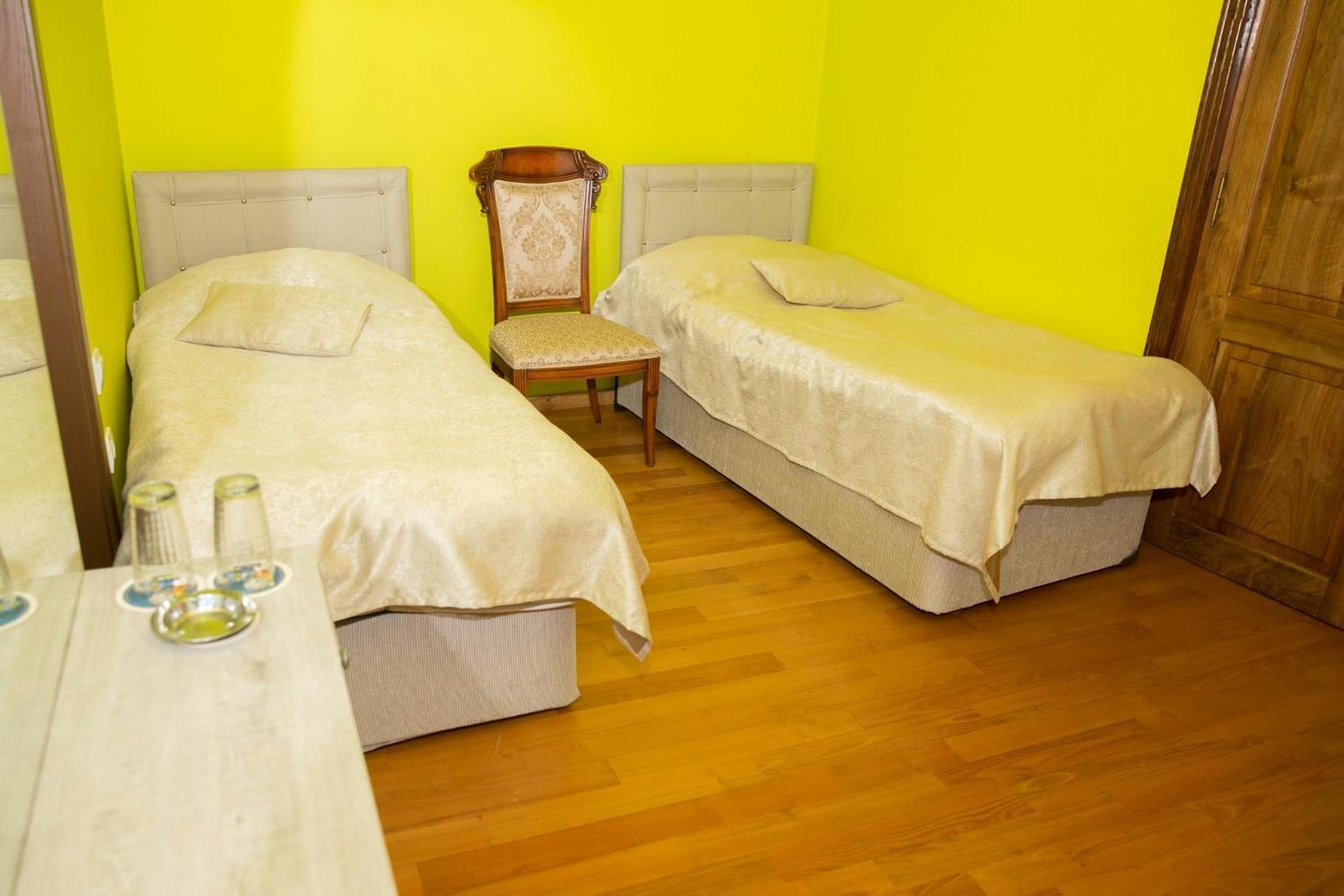 Hotel Black Sea House Batumi Bagian luar foto